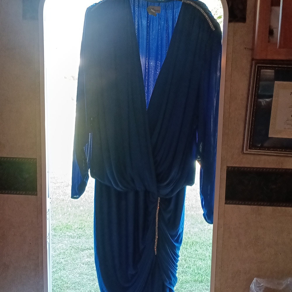 Nightworks 80's silky fabulous formal size 18